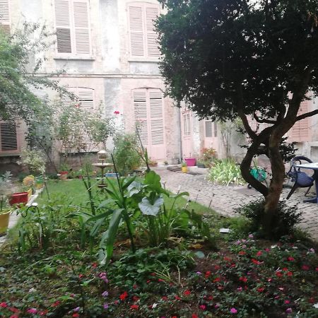 Hotel Particulier Sens Centre Ville Bagian luar foto