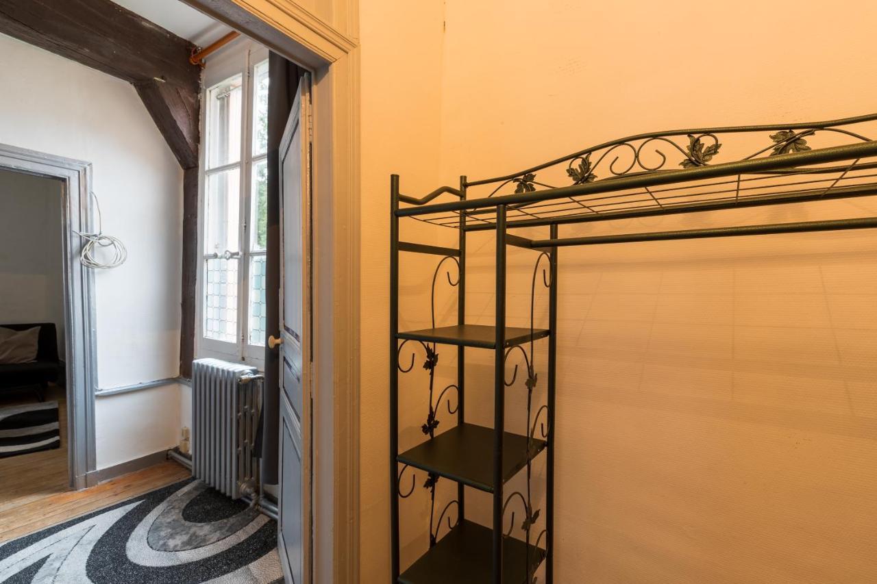 Hotel Particulier Sens Centre Ville Bagian luar foto