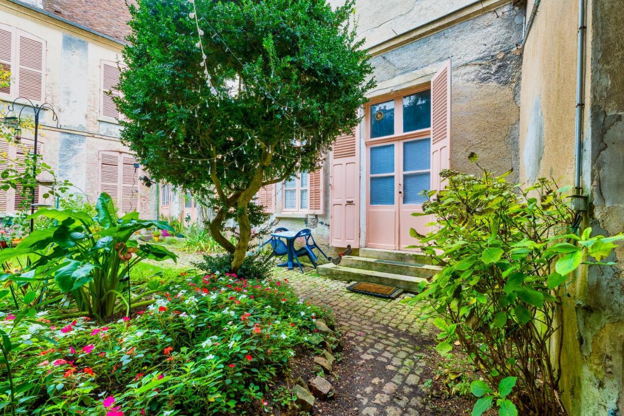 Hotel Particulier Sens Centre Ville Bagian luar foto